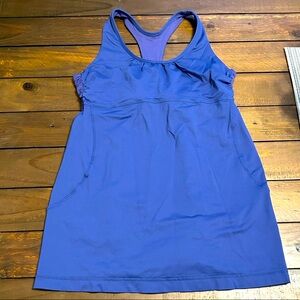Lululemon tank size 8.